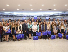 Młodzież z Wielkopolski w Parlamencie Europejskim